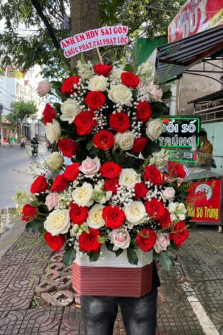 GIỎ HOA Ánh Trăng Vàng