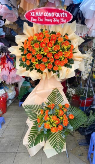 KỆ HOA KHAI TRƯƠNG MUA MAY BÁN ĐẮT