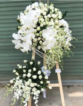 KỆ HOA VIẾNG HOA LAN HỒ ĐIỆP TRẮNG VÀNG