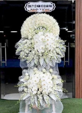 KỆ HOA VIẾNG HOA LAN TRẮNG 2 TẦNG