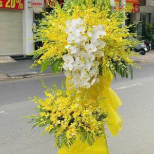 KỆ HOA VIẾNG LỜI TIỄN CUỐI