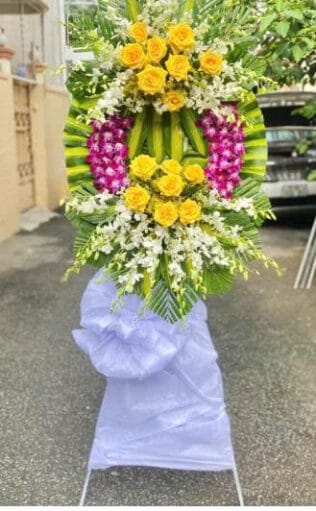 KỆ HOA VIẾNG HOA HỒNG VÀNG