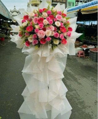 KỆ HOA KHAI TRƯƠNG MÃ ĐÁO THÀNH CÔNG