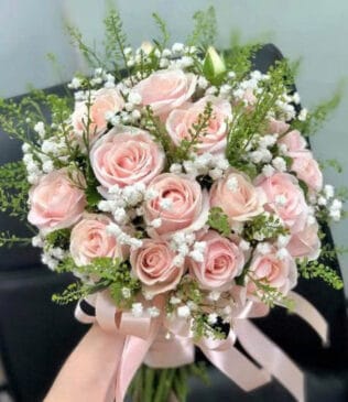 BÓ HOA CƯỚI NỤ HÔN ĐẦU