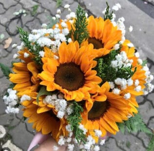 BÓ HOA CƯỚI HẸN ƯỚC