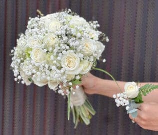 BÓ HOA CƯỚI TRẮNG TINH KHÔI