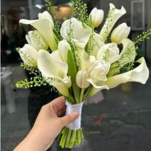 BÓ HOA CƯỚI THỦY CHUNG