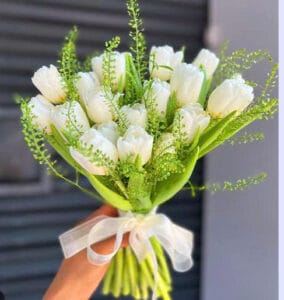 BÓ HOA CƯỚI DUYÊN TRỜII BAN