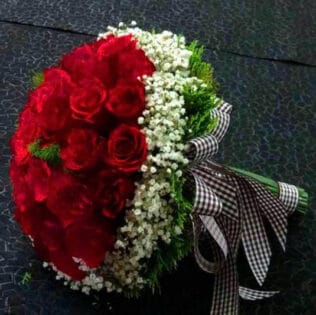 BÓ HOA CƯỚI YÊU ĐỜI