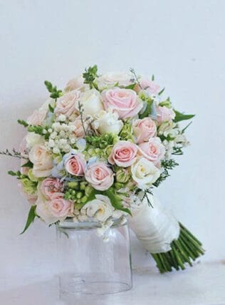 BÓ HOA CƯỚI SẮC HỒNG NGỌT NGÀO